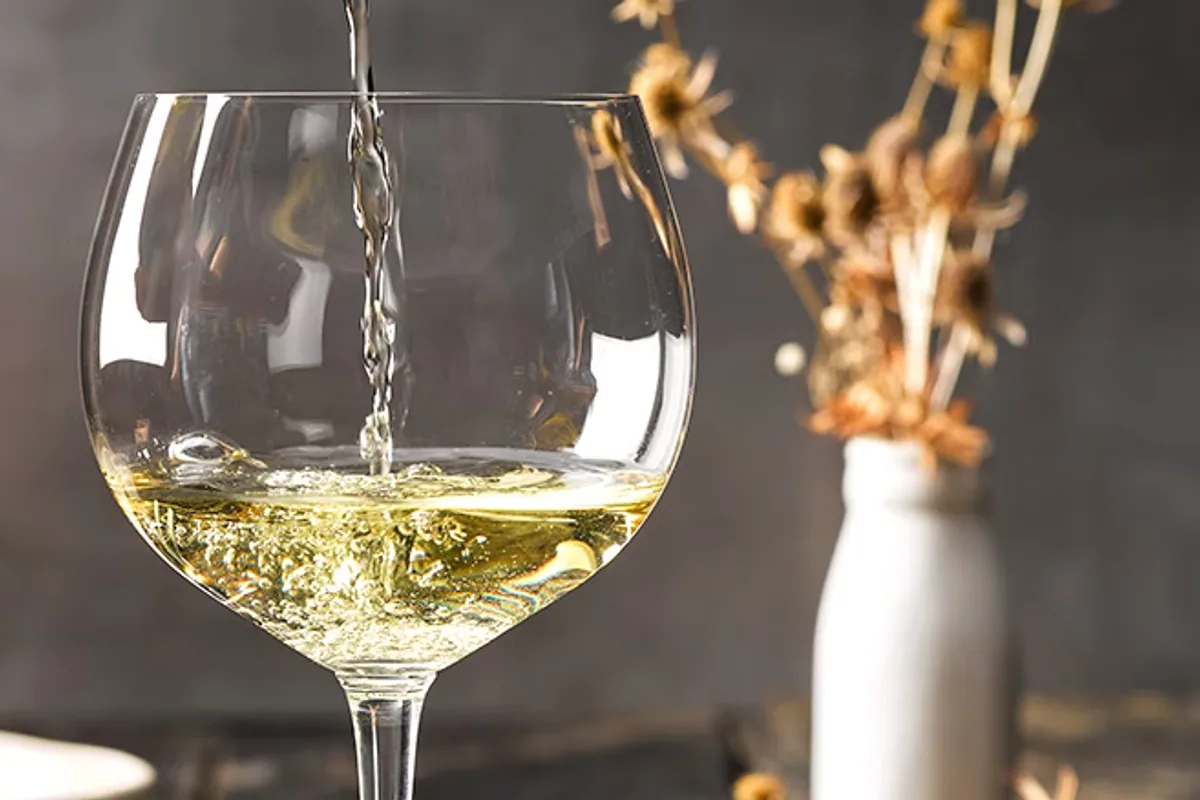 Glass of Te Hongi wine